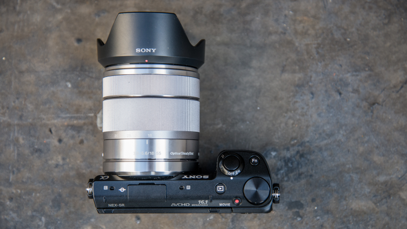 Illustration for article titled Sony NEX-5R Review: A Great Camera with a Few Missing Pieces